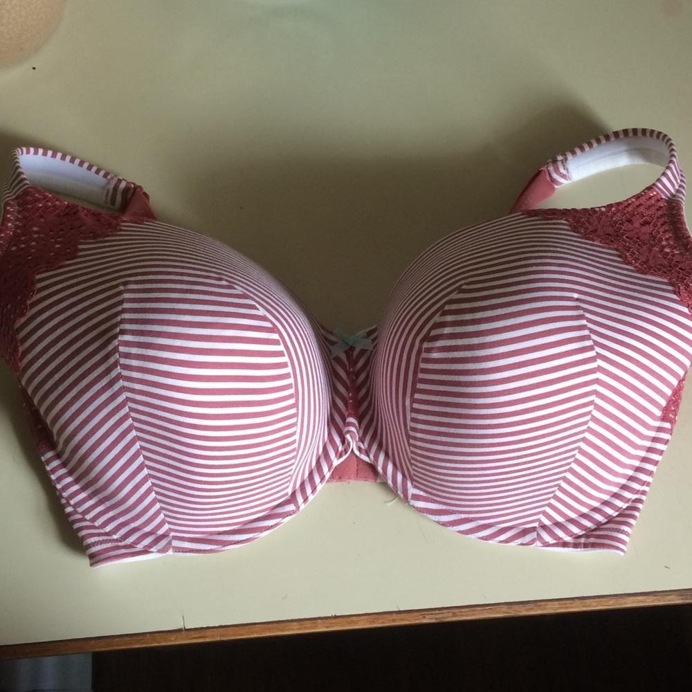 Cacique 38 H NWOT